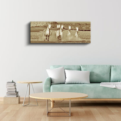 Nostaljik Koşu - Sepya Tonlarında Özgür Atlar Kanvas Tablo