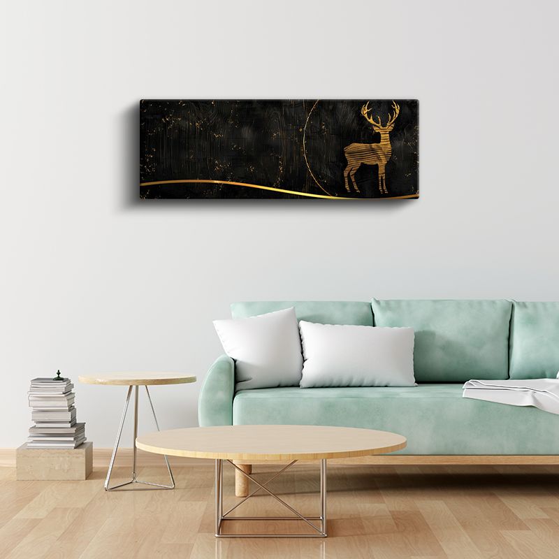 Ahşap Geyik - Siyah Zeminde Altın Detaylı Geyik Kanvas Tablo