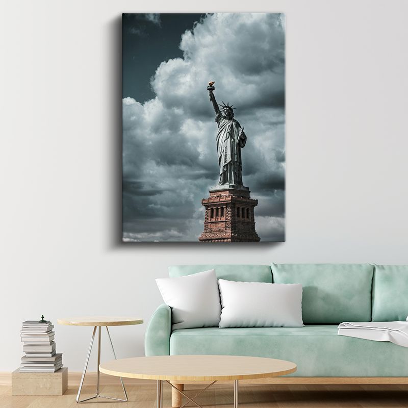 Özgürlük Heykeli - Dramatik Gökyüzü Altında Amerikan Simgesi Kanvas Tablo
