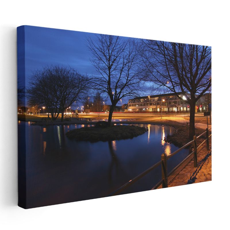 Kanal Kenarı - Akşam Yansımaları ve Ağaçlar Kanvas Tablo