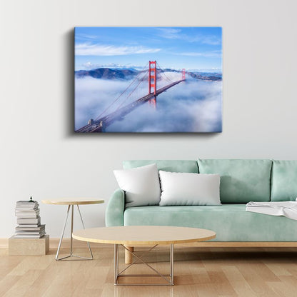 Golden Gate Köprüsü - Sis Bulutları Üzerinde İkonik Manzara Kanvas Tablo