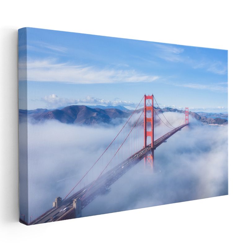 Golden Gate Köprüsü - Sis Bulutları Üzerinde İkonik Manzara Kanvas Tablo