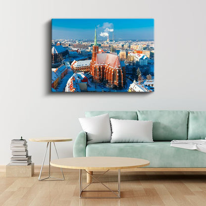 Kırmızı Kilise - Karlı Şehir Panoraması Kanvas Tablo