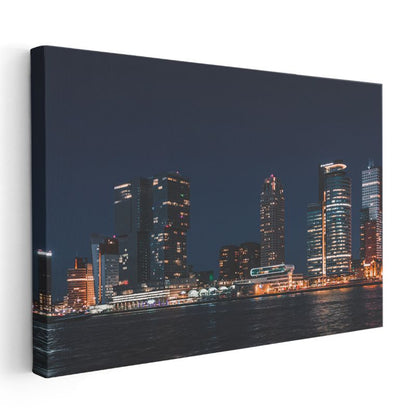 Gece Şehir Silueti - Su Kenarında Işıklı Gökdelenler Kanvas Tablo