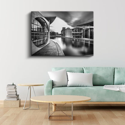 Modern Mimari - Su Yansımalı Geometrik Yapılar Kanvas Tablo