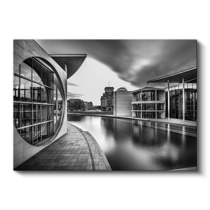 Modern Mimari - Su Yansımalı Geometrik Yapılar Kanvas Tablo