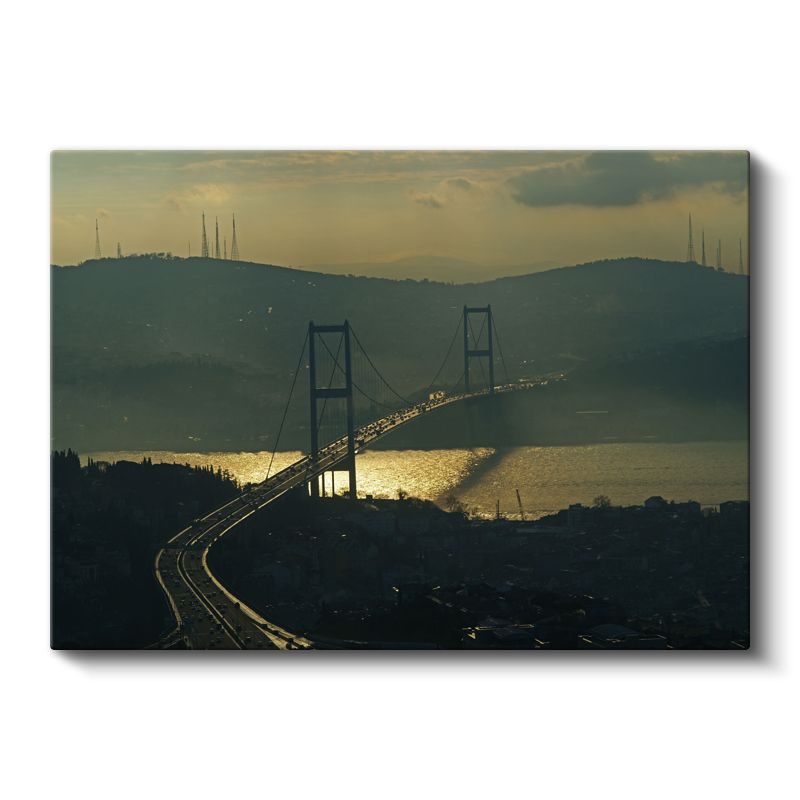 Boğaziçi Köprüsü - Altın Işıkta İstanbul Silüeti Kanvas Tablo