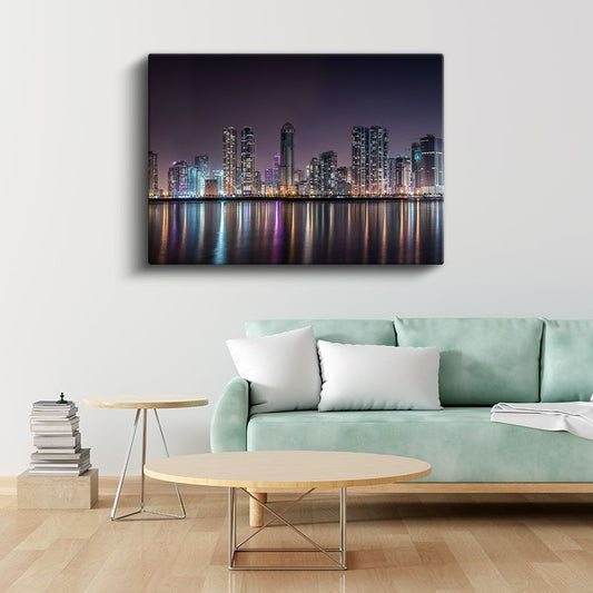 Dubai Gökdelenleri - Renkli Işıklar Yansıması Kanvas Tablo