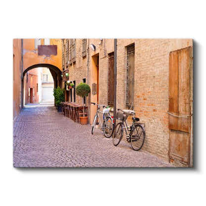 İtalyan Sokağı - Bisikletli Tuğla Kemerler Kanvas Tablo
