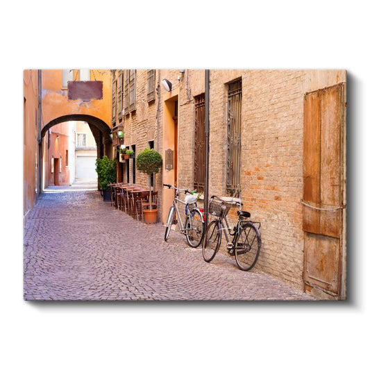 İtalyan Sokağı - Bisikletli Tuğla Kemerler Kanvas Tablo