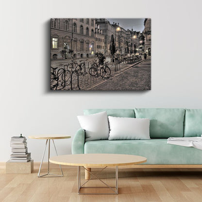 Avrupa Meydanı - Gece Bisikletler Kanvas Tablo