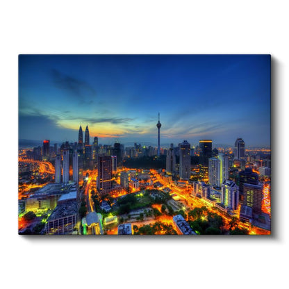 Kuala Lumpur Gece Görünümü - Işıklar İçinde Metropol Kanvas Tablo