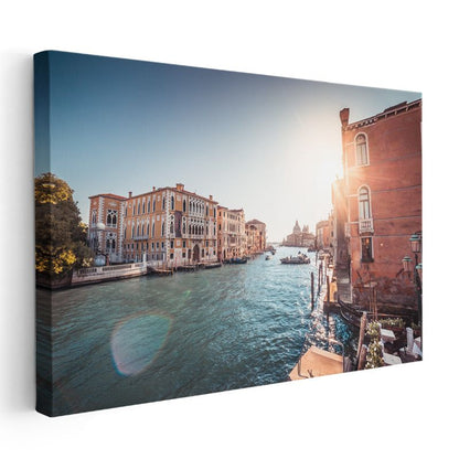 Venedik Büyük Kanal - Gün Işığı Yansımaları Kanvas Tablo