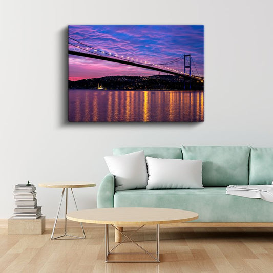 Boğaziçi Köprüsü - Mor Işıklı Gün Batımı Kanvas Tablo