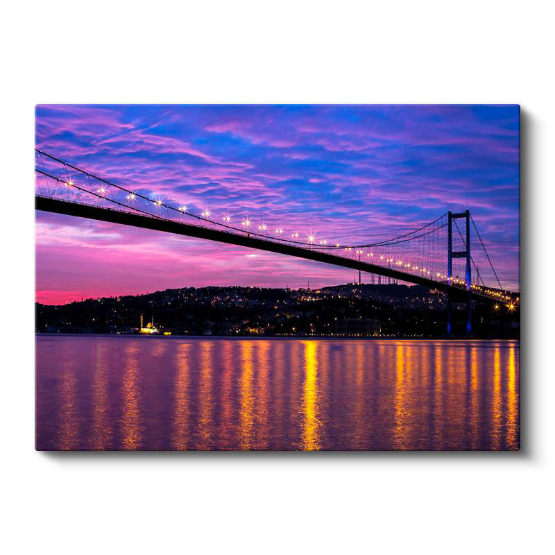 Yatay Kanvas Tablo İstanbul Köprüsü Mor Gökyüzü ve Yansıma Şehir Mimari Tablo Ev Ofis Duvar Dekoru