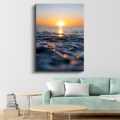 Altın Gün Batımı - Deniz Üzerinde Işıldayan Güneş Kanvas Tablo