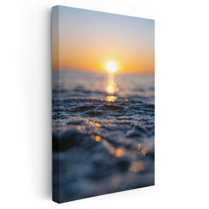 Altın Gün Batımı - Deniz Üzerinde Işıldayan Güneş Kanvas Tablo
