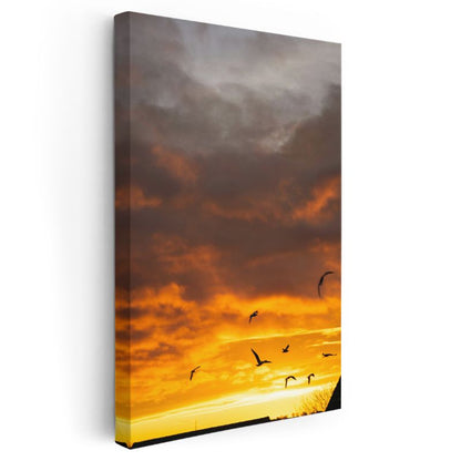 Alev Gökyüzü - Özgür Kuşlar Silüeti Kanvas Tablo