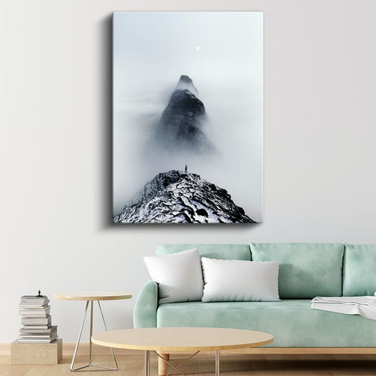 Sisli Zirve - Dağların Arasında Yalnız Keşif Kanvas Tablo