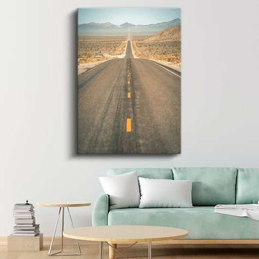 Sonsuz Yol - Çöl Ortasında Ufka Uzanan Manzara Kanvas Tablo