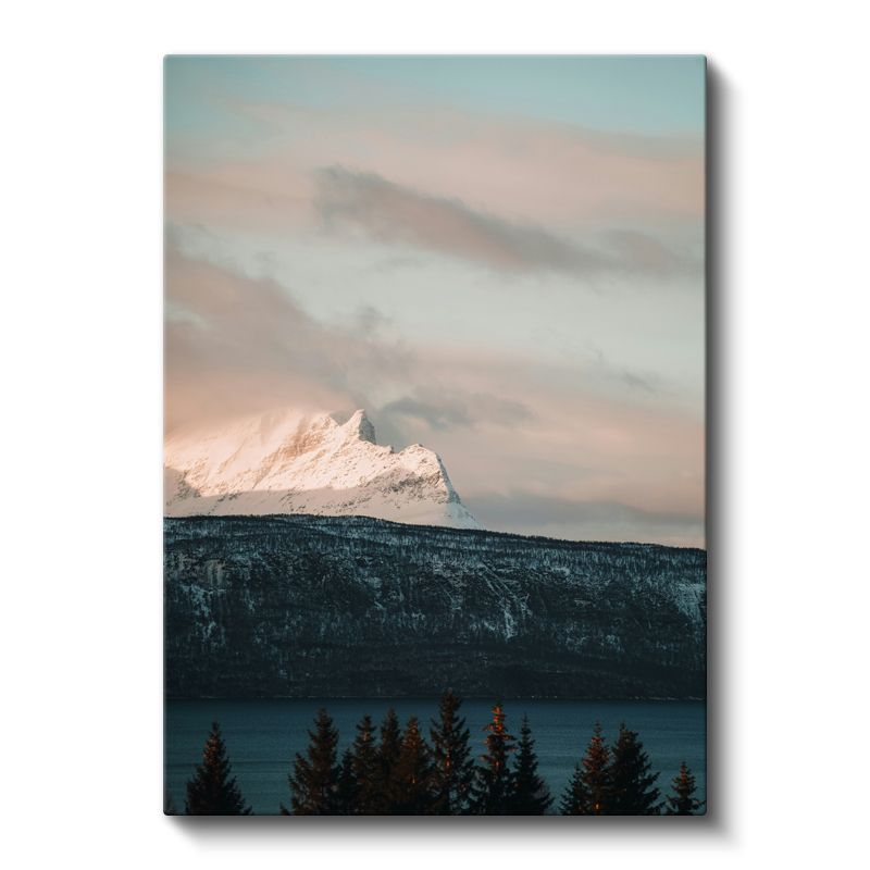 Alacakaranlık Zirvesi - Karlı Dağ ve Göl Manzarası Kanvas Tablo