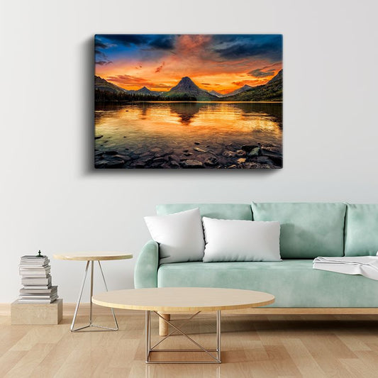 Alev Gökyüzü - Gün Batımında Dağ Silüetli Göl Manzarası Kanvas Tablo