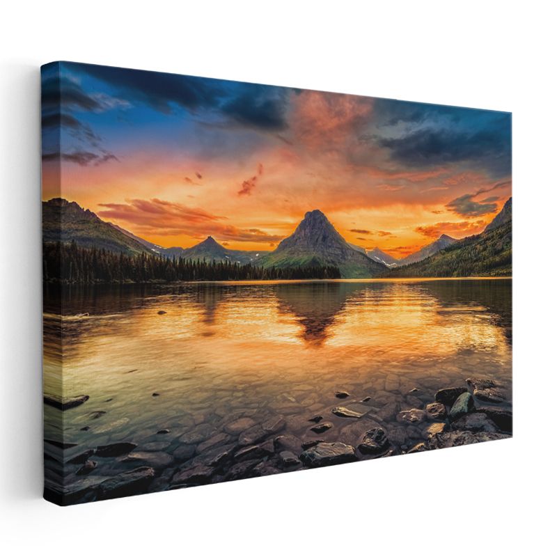 Alev Gökyüzü - Gün Batımında Dağ Silüetli Göl Manzarası Kanvas Tablo