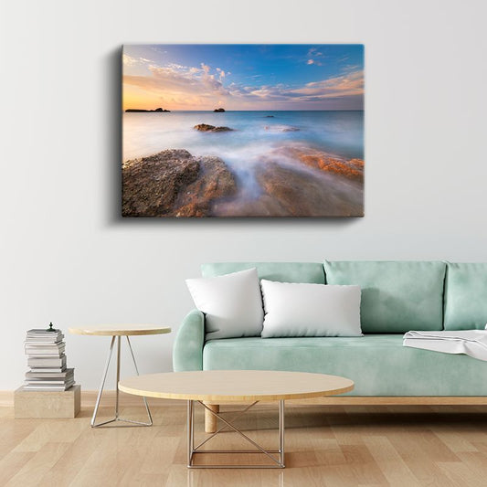 Sakin Deniz - Gün Batımında Kayalıklar Arasında Kanvas Tablo