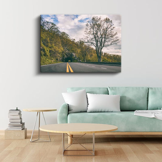 Sonbahar Yolu - Altın Yapraklar ve Tünel Kanvas Tablo
