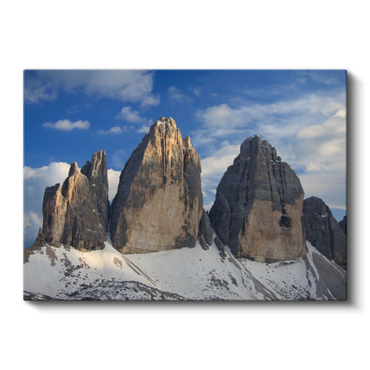 Üç Zirveler - Karlı Dağların Heybetli Duruşu Kanvas Tablo