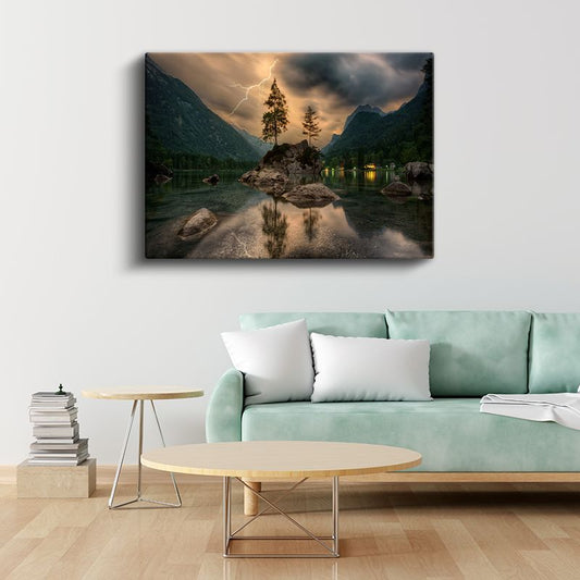 Yıldırım Çarpması - Göl Ortasındaki Kayalık Adacık Kanvas Tablo
