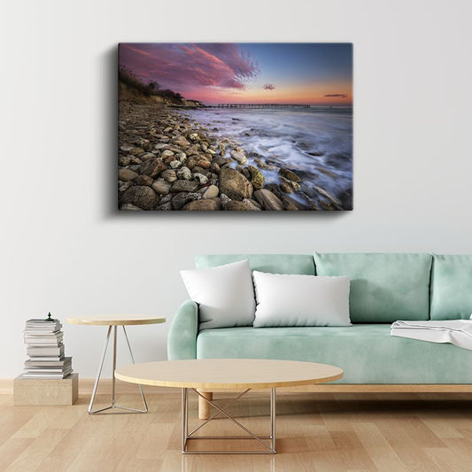 Taşlı Sahil - Gün Batımında Büyüleyici Kıyı Manzarası Kanvas Tablo