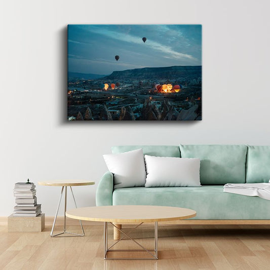 Sıcak Hava Balonları - Kapadokya Vadisi Gece Manzarası Kanvas Tablo