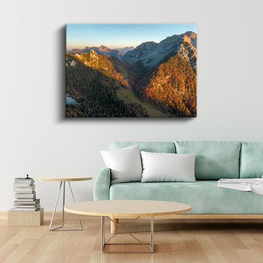 Sonbahar Vadisi - Dağların Arasında Renk Cümbüşü Kanvas Tablo