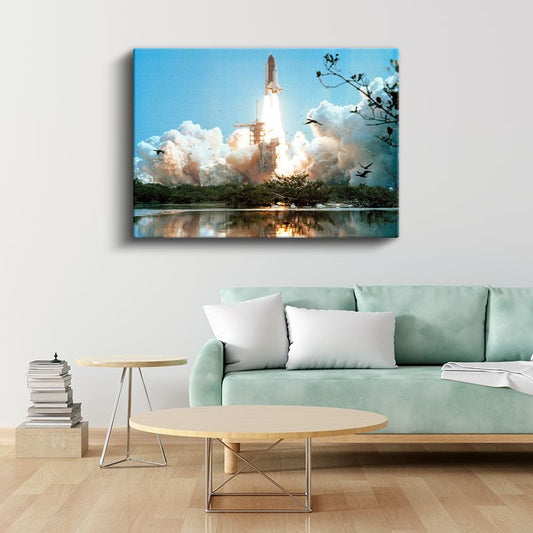 Uzay Yolculuğu - Fırlatma Anında Görkemli Roket Kanvas Tablo