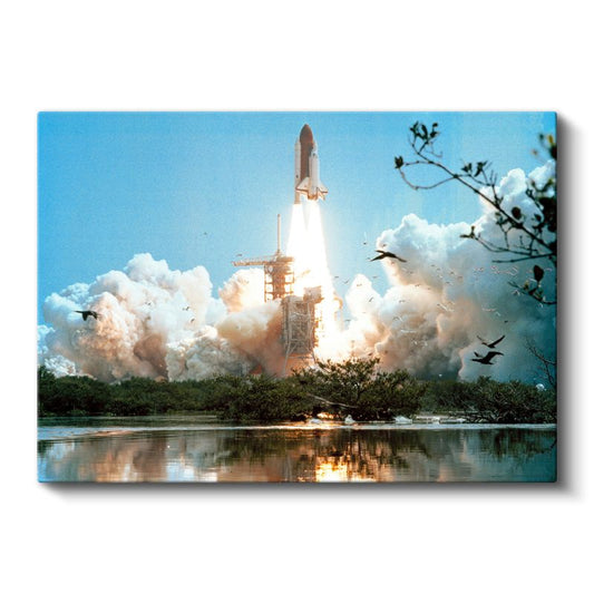 Uzay Yolculuğu - Fırlatma Anında Görkemli Roket Kanvas Tablo