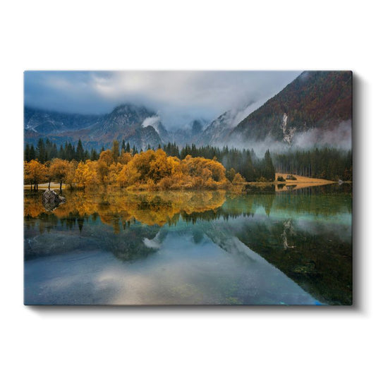 Sonbahar Gölü - Sisli Dağlar ve Altın Yapraklar Kanvas Tablo