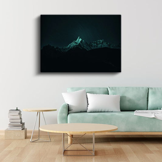 Aydınlık Zirve - Gecenin İçinde Parlayan Dağ Kanvas Tablo