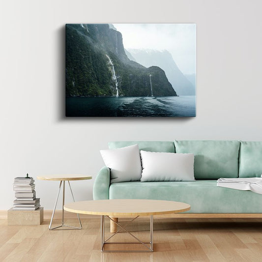 Şelaleler Vadisi - Sisli Dağlarda Akan Sular Kanvas Tablo