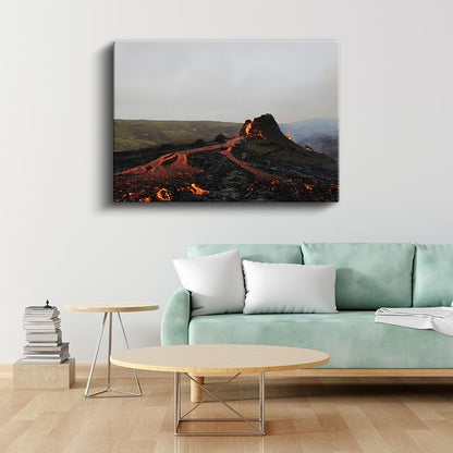Yanardağ - Kızgın Lav Akışı Kanvas Tablo