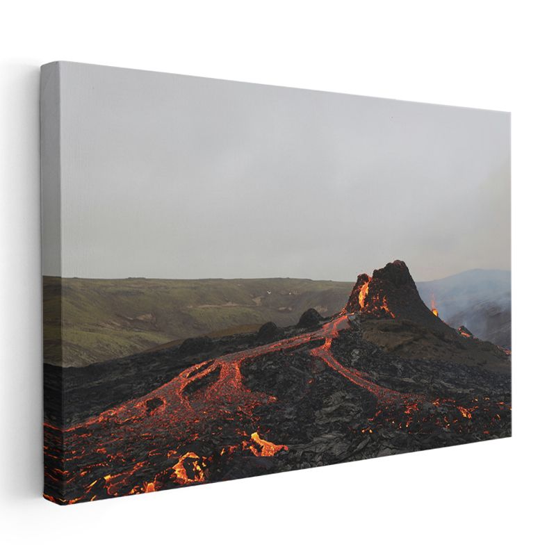 Yanardağ - Kızgın Lav Akışı Kanvas Tablo