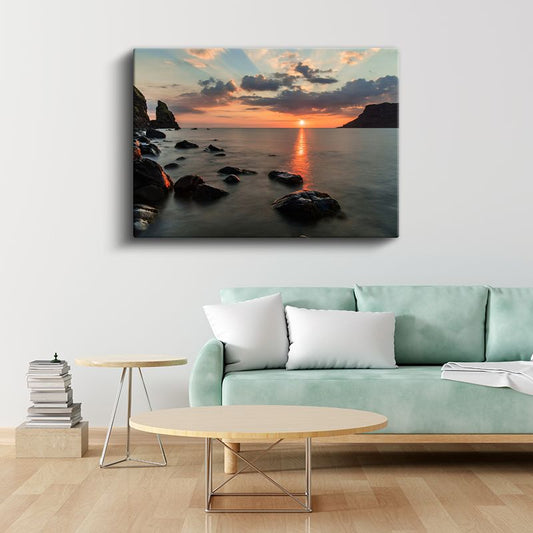 Deniz Kıyısı - Sakin Sularda Yansıyan Günbatımı Işıltısı Kanvas Tablo