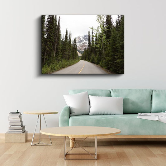 Orman Yolu - Çam Ağaçları Arasından Dağa Uzanan Patika Kanvas Tablo