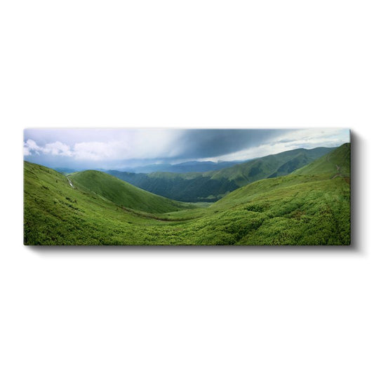 Yeşil Yamaçlar - Bulutlu Gökyüzü Altında Dağ Manzarası Kanvas Tablo