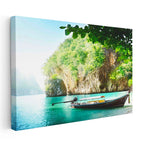 Yatay Kanvas Tablo Turkuaz Koy ve Kumsalda Duran Tekne Manzara Tablosu Ev Ofis Duvar Dekoru