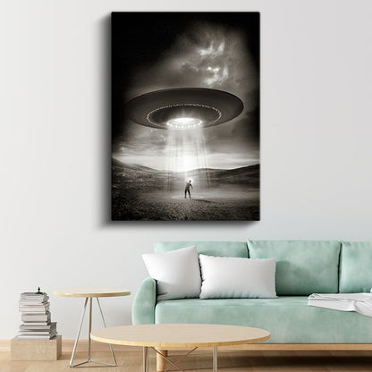Kozmik Karşılaşma - Işık Huzmesindeki İnsan Silüeti Kanvas Tablo