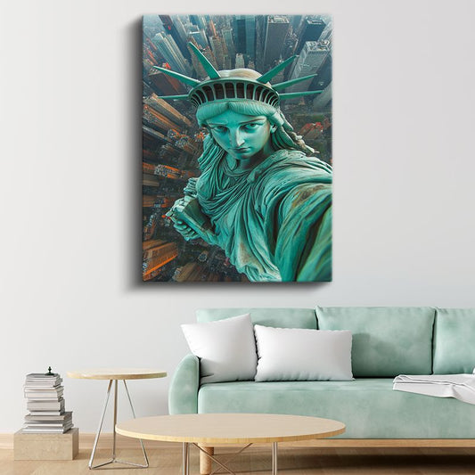 Özgürlük Selfie'si - Şehrin Üzerinde Yükselen Güç Kanvas Tablo