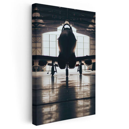 Savaş Uçağı Silueti - Hangar İçinde Askeri Jet Kanvas Tablo