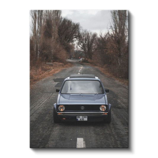 Volkswagen Golf - Sonbahar Yolunda Klasik Alman Otomobili Kanvas Tablo