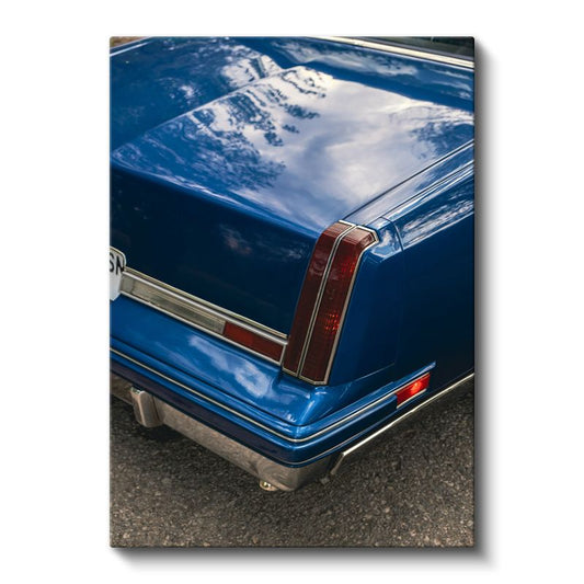 Klasik Amerikan Sedan - Mavi Parlak Arka Tasarım Detayı Kanvas Tablo